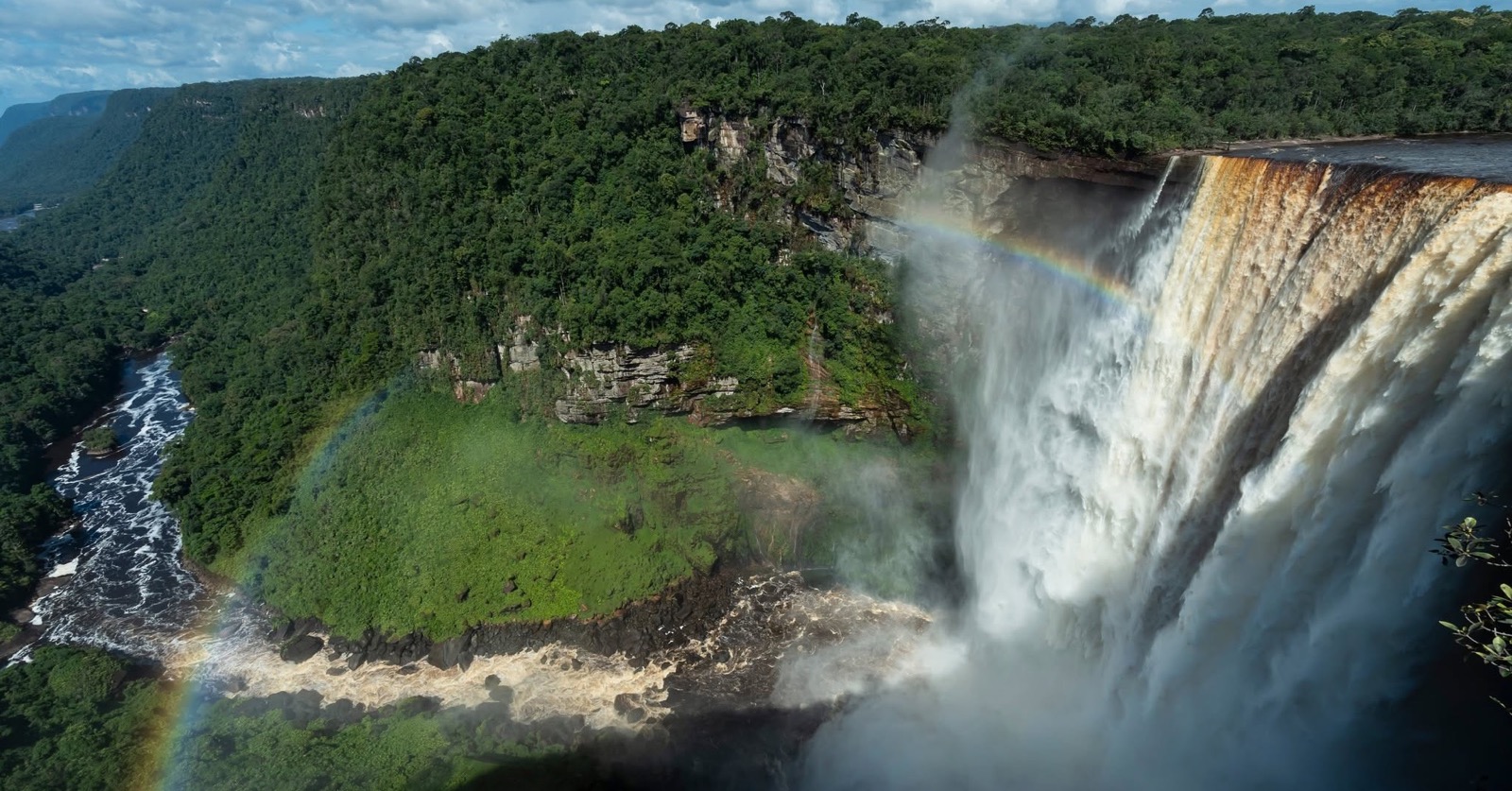 Guyana invites businesses to SOTIC 2026 as visitor arrivals pass 271,000