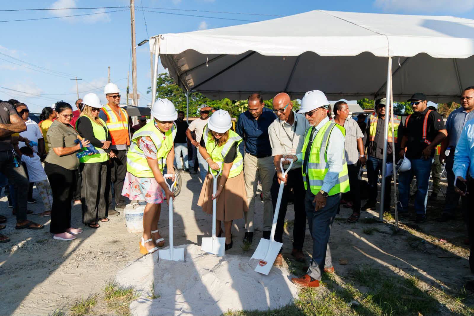 G$1.3 billion Zeelugt Market project reaches groundbreaking