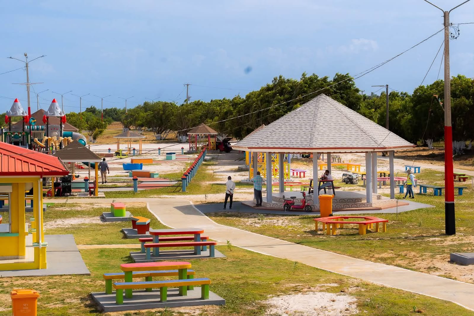 Number 63 Beach Park Opens with Vending Kiosks and Visitor Amenities